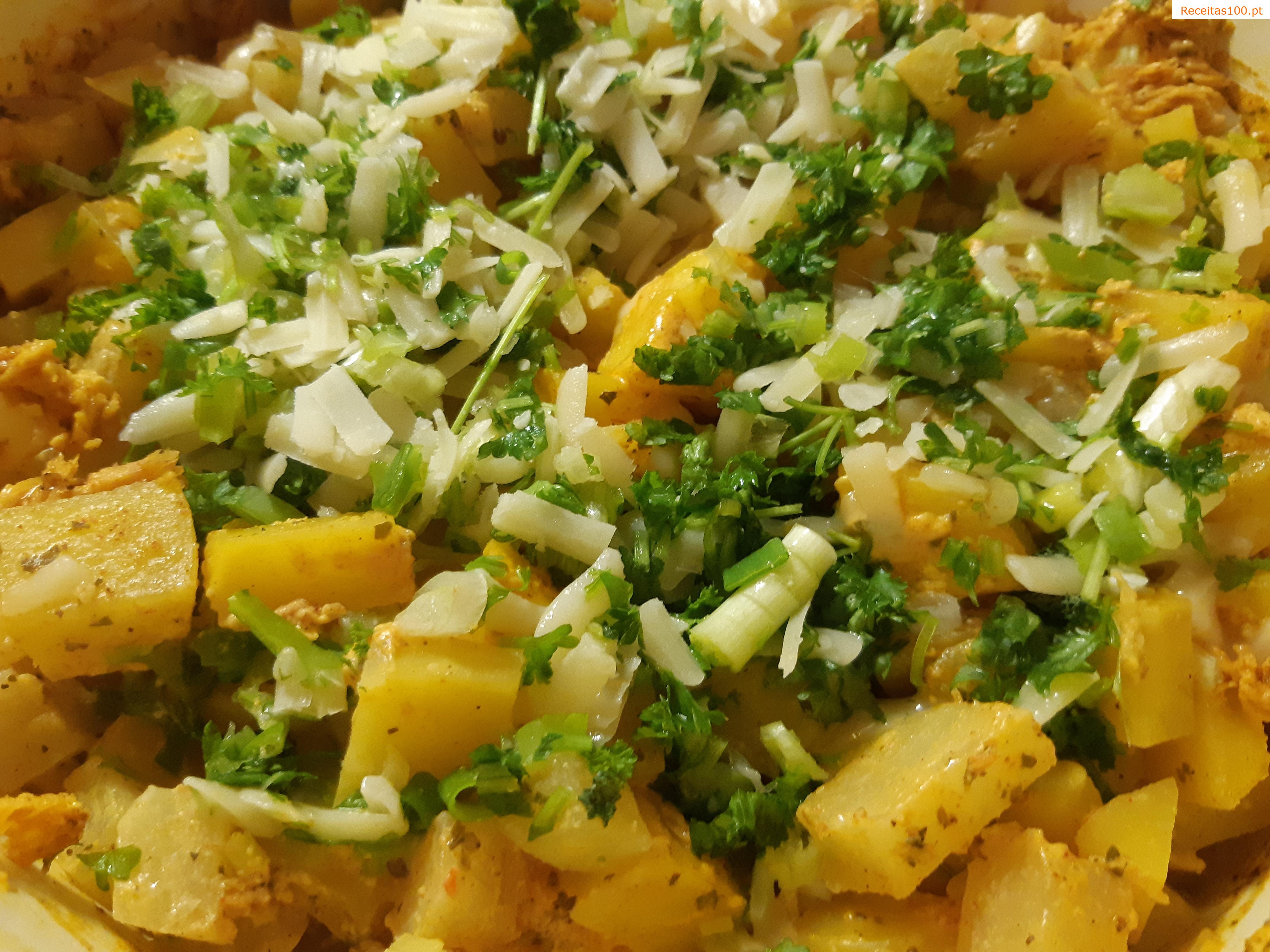 Abóbora assada com nabiças e cebola